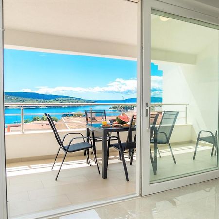 Best Island View 茨雷斯 外观 照片